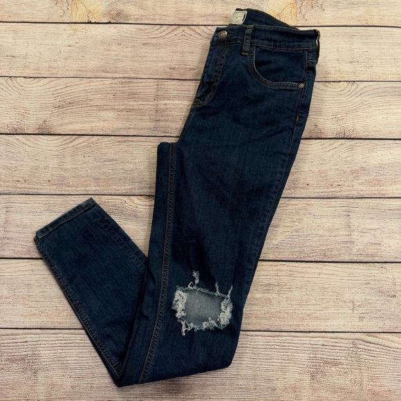 Free People Busted Knee Skinny Jeans - 28 - Picture 4 of 7